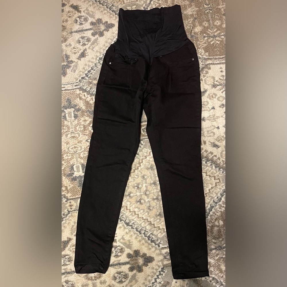 Maternity black skinny legged pants with belly band